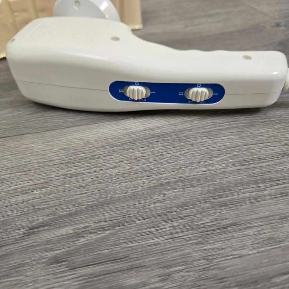 Conair White Touch N Tone Plus Massager Infrared Heat Lamp  Vintage 90s